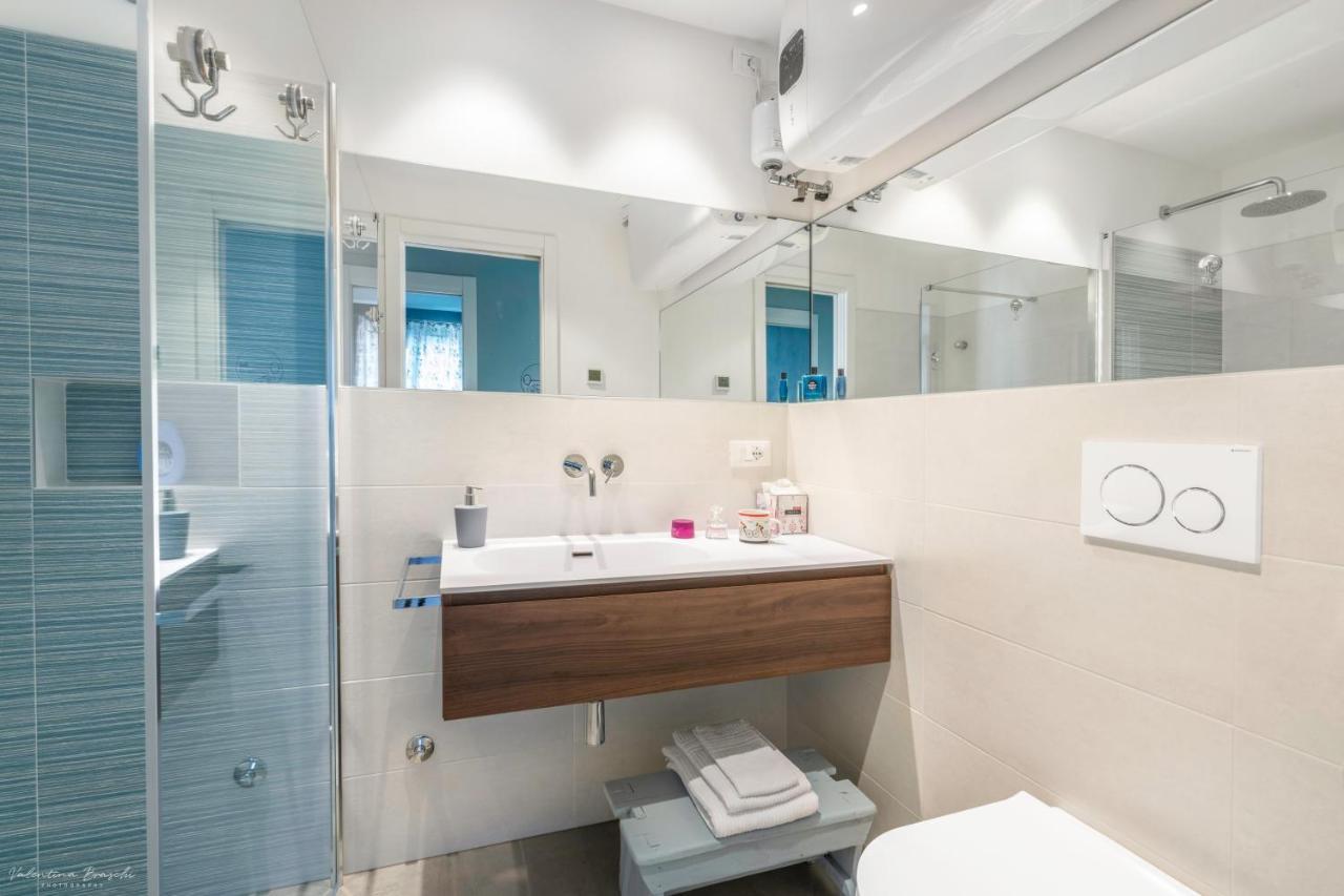 Draisina Bike Apartments Due Oleggio Castello Buitenkant foto