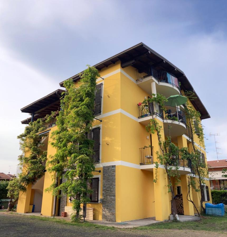 Draisina Bike Apartments Due Oleggio Castello Buitenkant foto